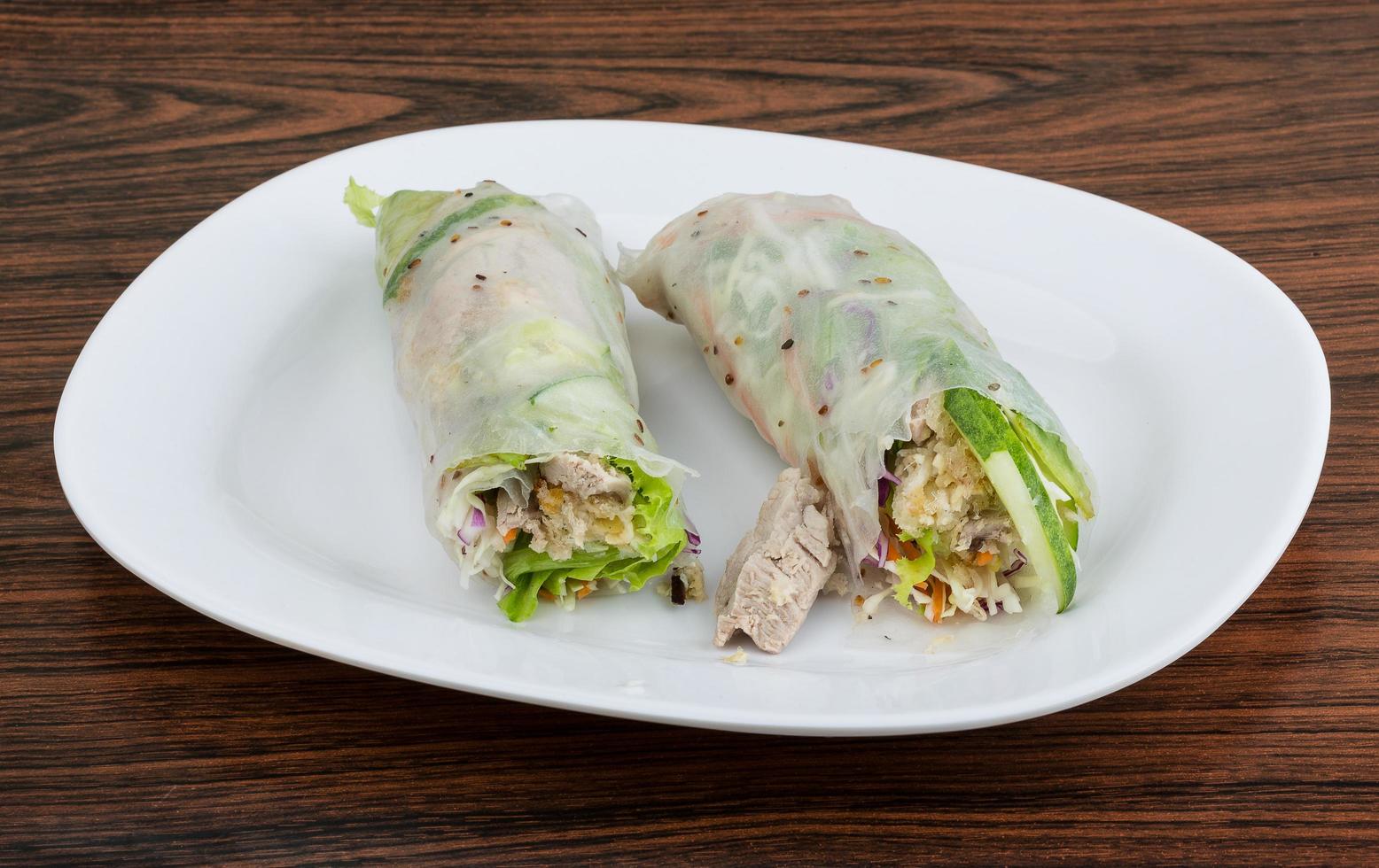 Vietnamese spring roll photo
