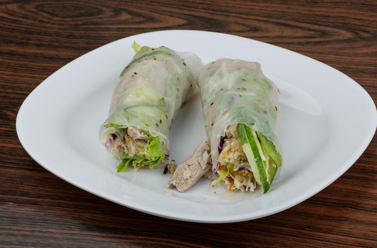 Vietnamese spring roll photo