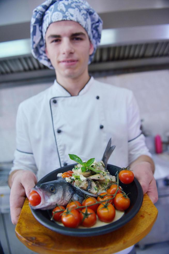 chef preparing food photo