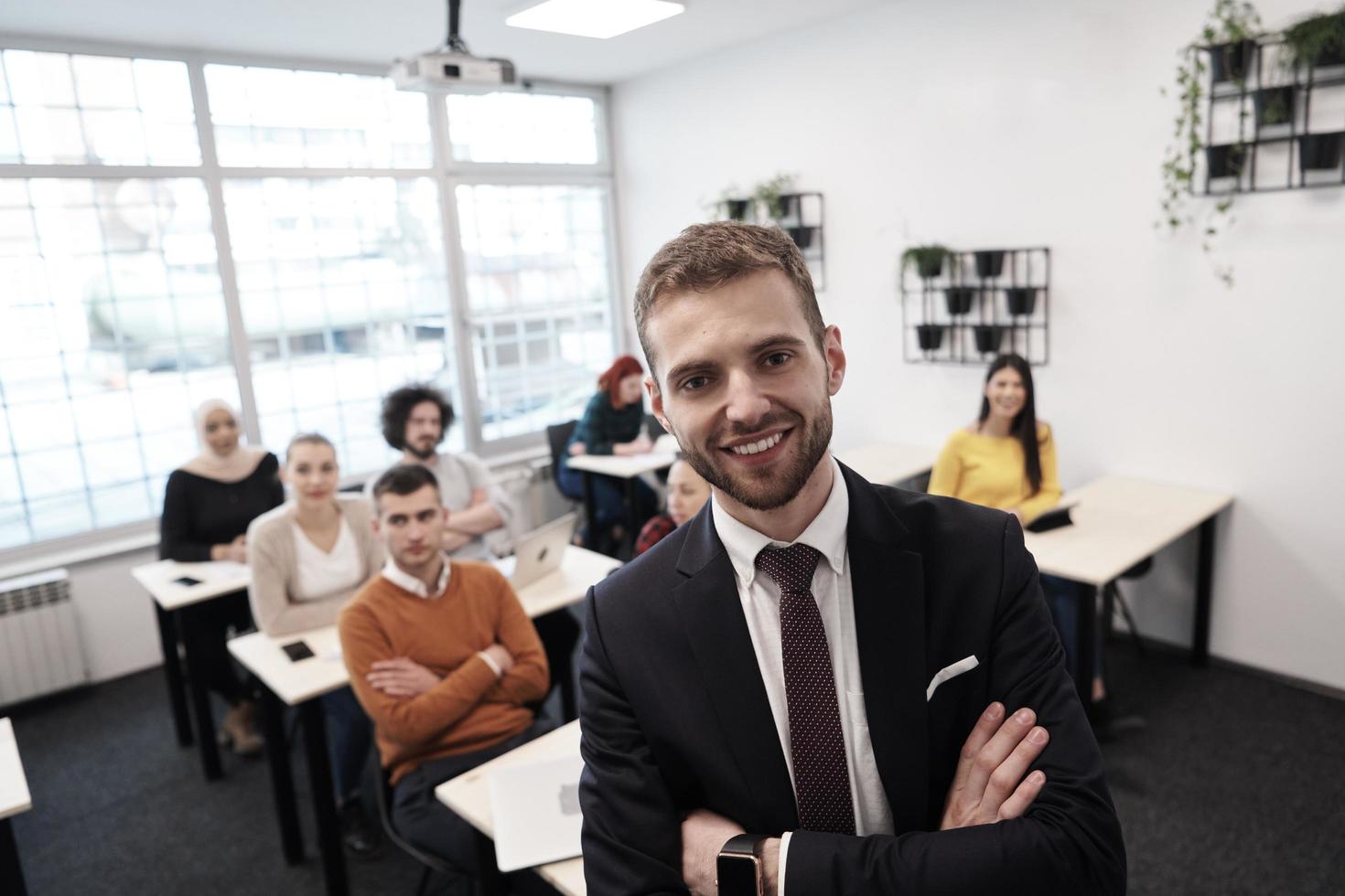 Business people view photo