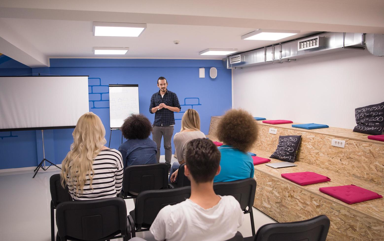 orador seminario concepto de reunión de negocios corporativos foto