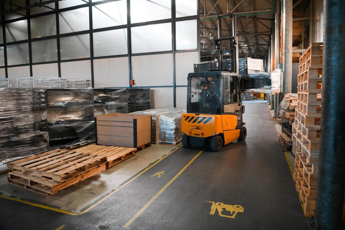 Turkey, 2022 - Forklift loader in storage warehouse ship yard. Distribution products. Delivery. Logistics. Transportation. Business background photo