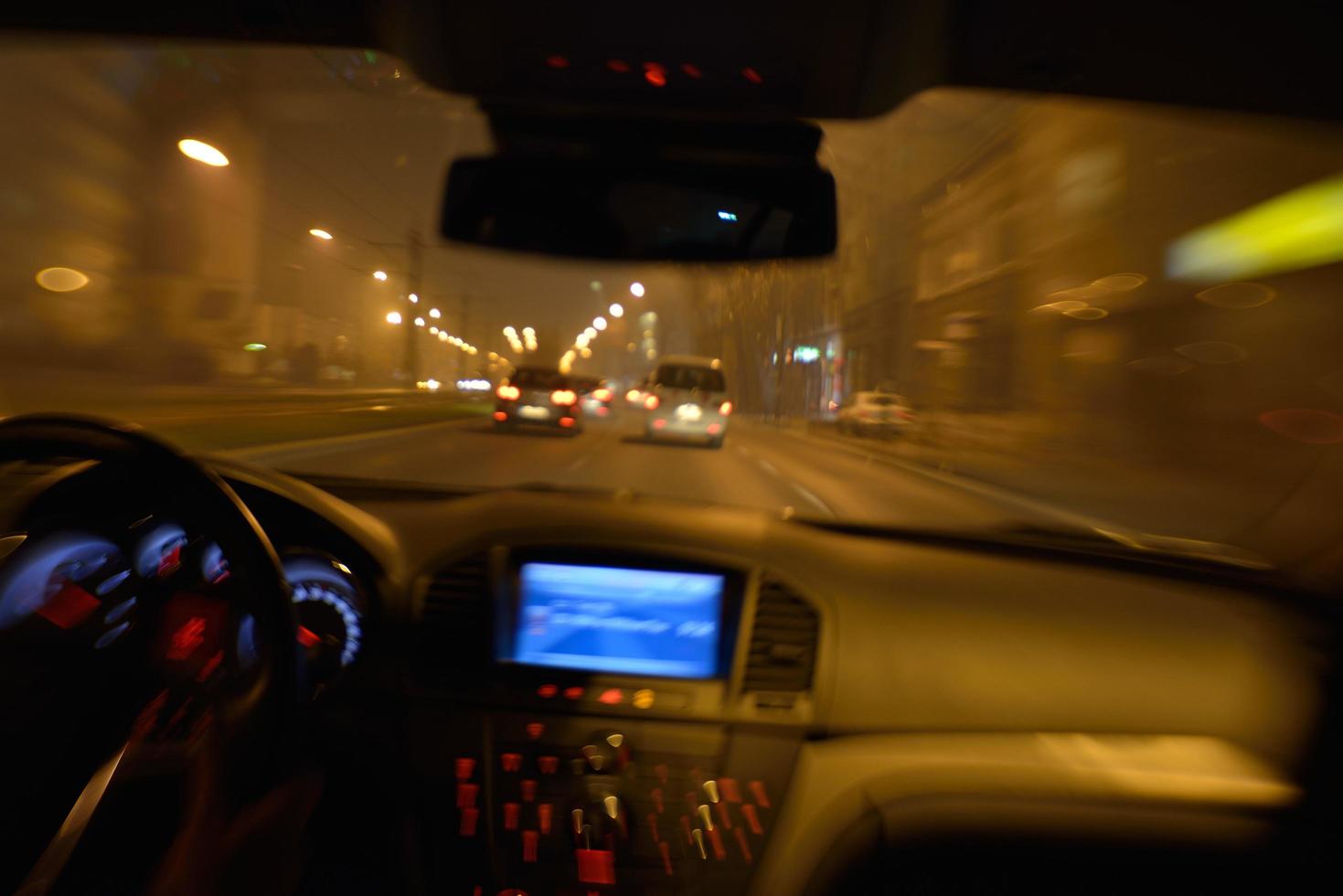 night car driving photo