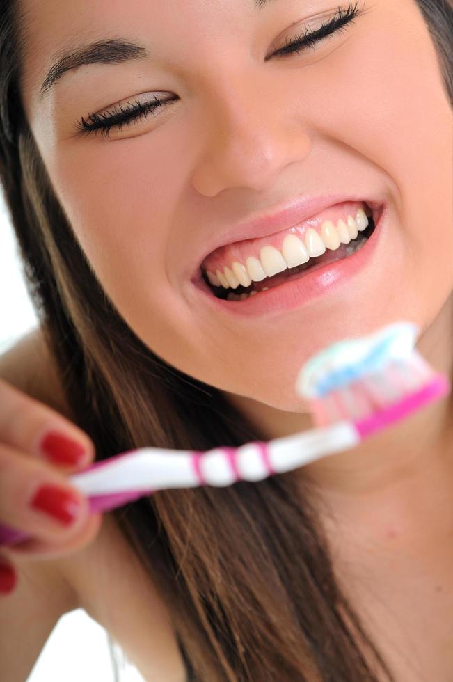 mujer cuidado dental foto