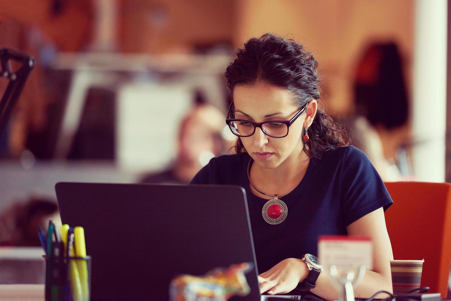 startup business, woman  working on laptop photo