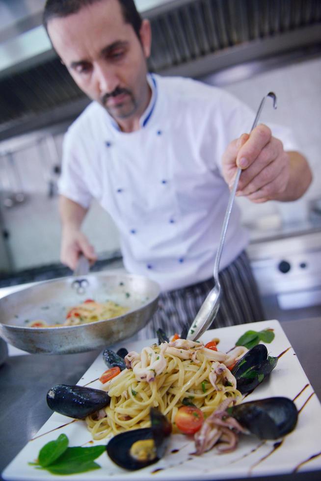 chef preparing food photo