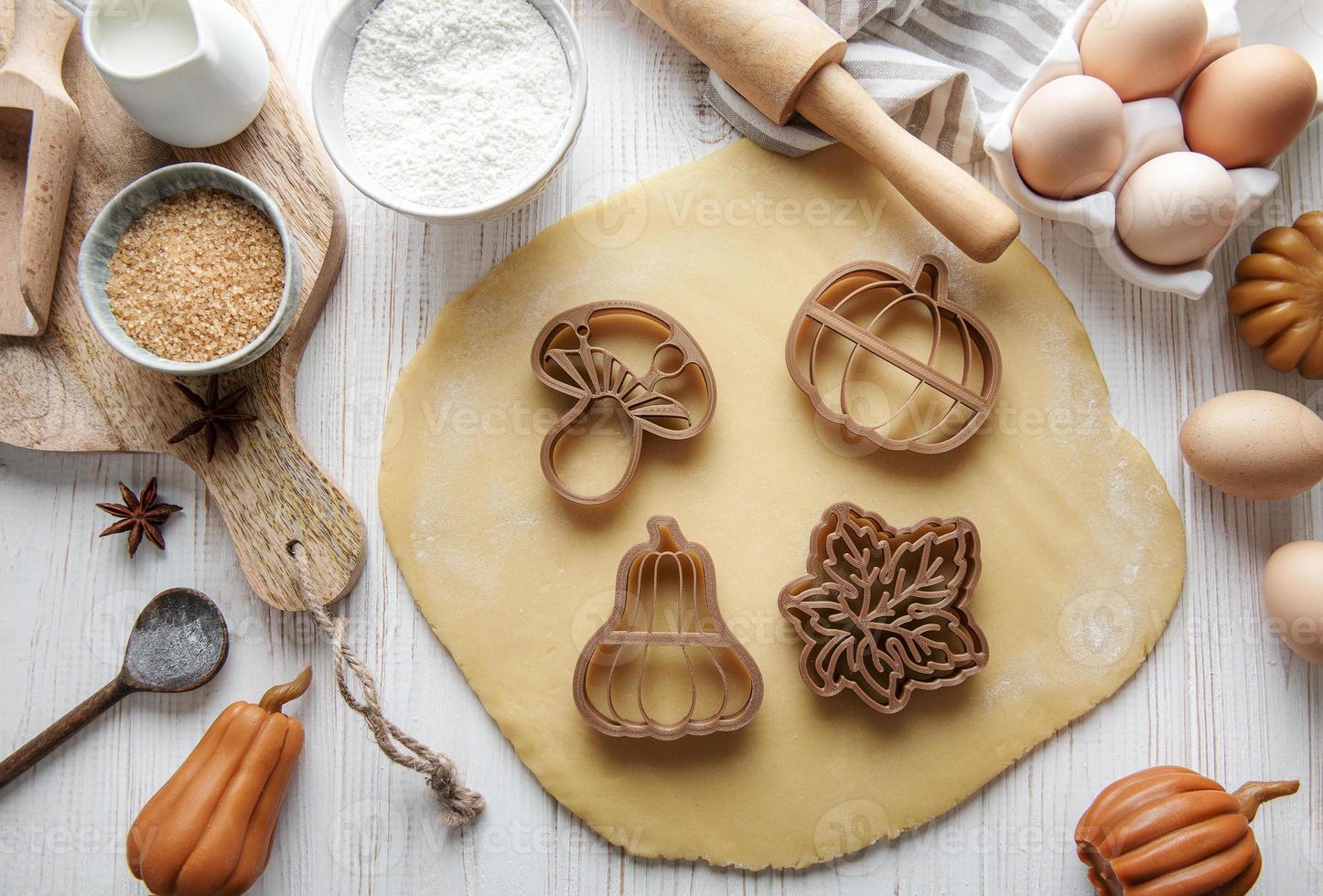 Baking cookies in the form of pumpkin and leaves photo