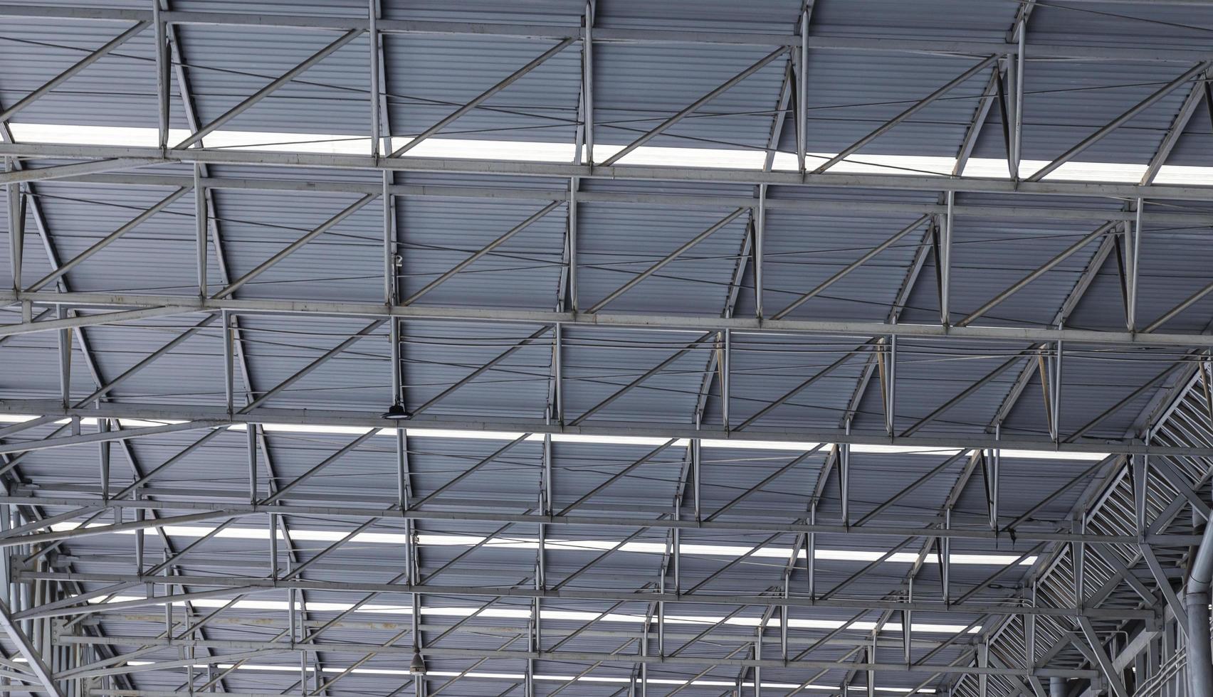 Braided steel structure for roof photo