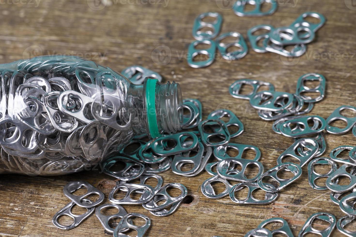 aluminum pull tabs photo