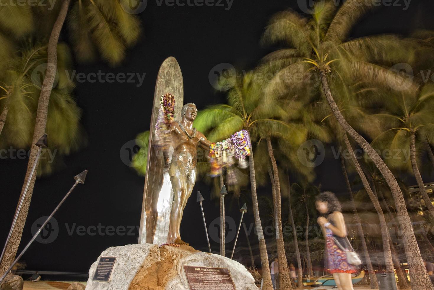 duke paoa kahanamoku statue in waikiki hawaii photo