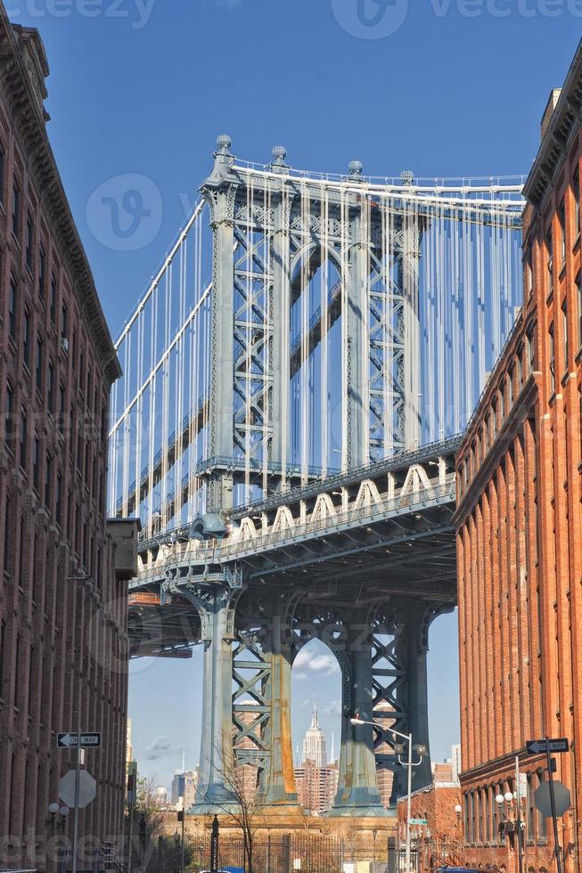 vista del puente de brooklyn foto
