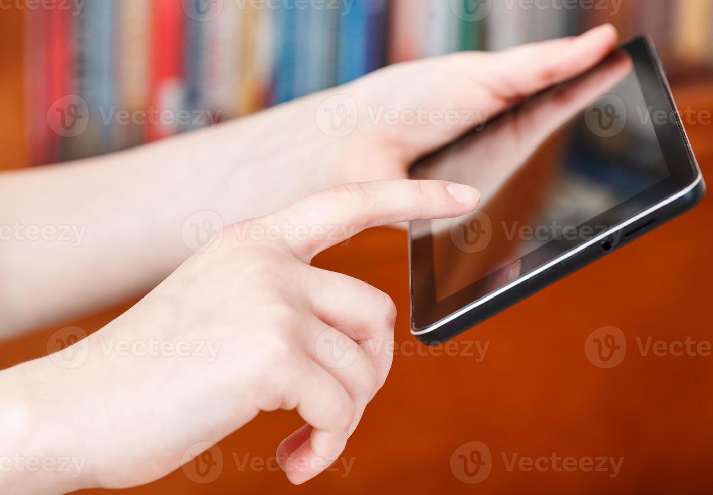 finger clicking touchpad screen in library 12249310 Stock Photo at Vecteezy