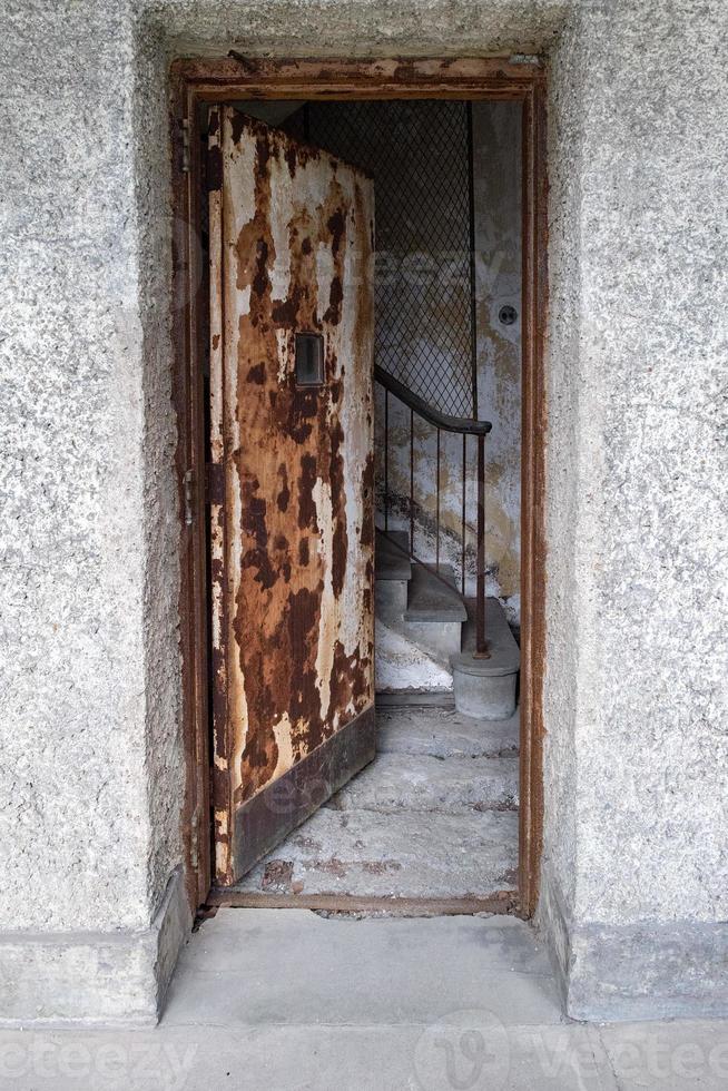 ellis island abandoned psychiatric hospital interior rooms photo