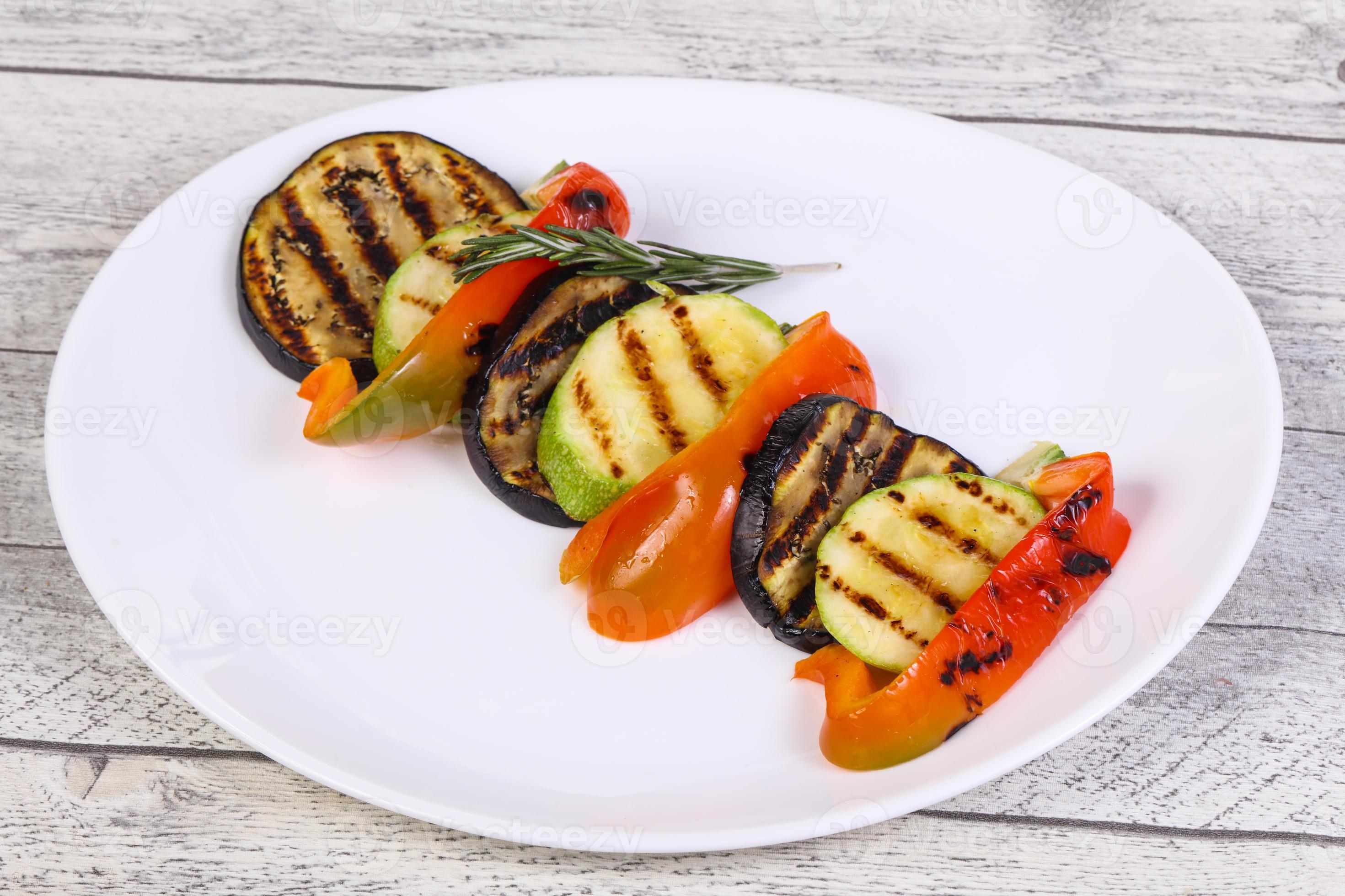 Grilled vegetables eggplant, zucchini and pepper 12268133 Stock Photo