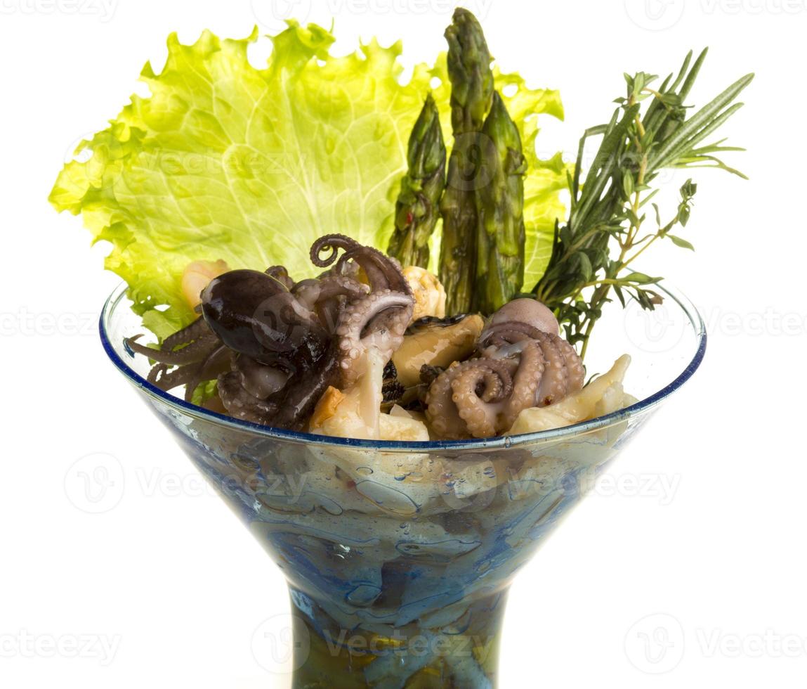 cocktail of seafood photo