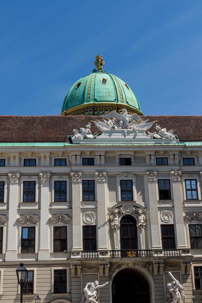 palacio y monumento de hofburg. Viena, Austria. foto