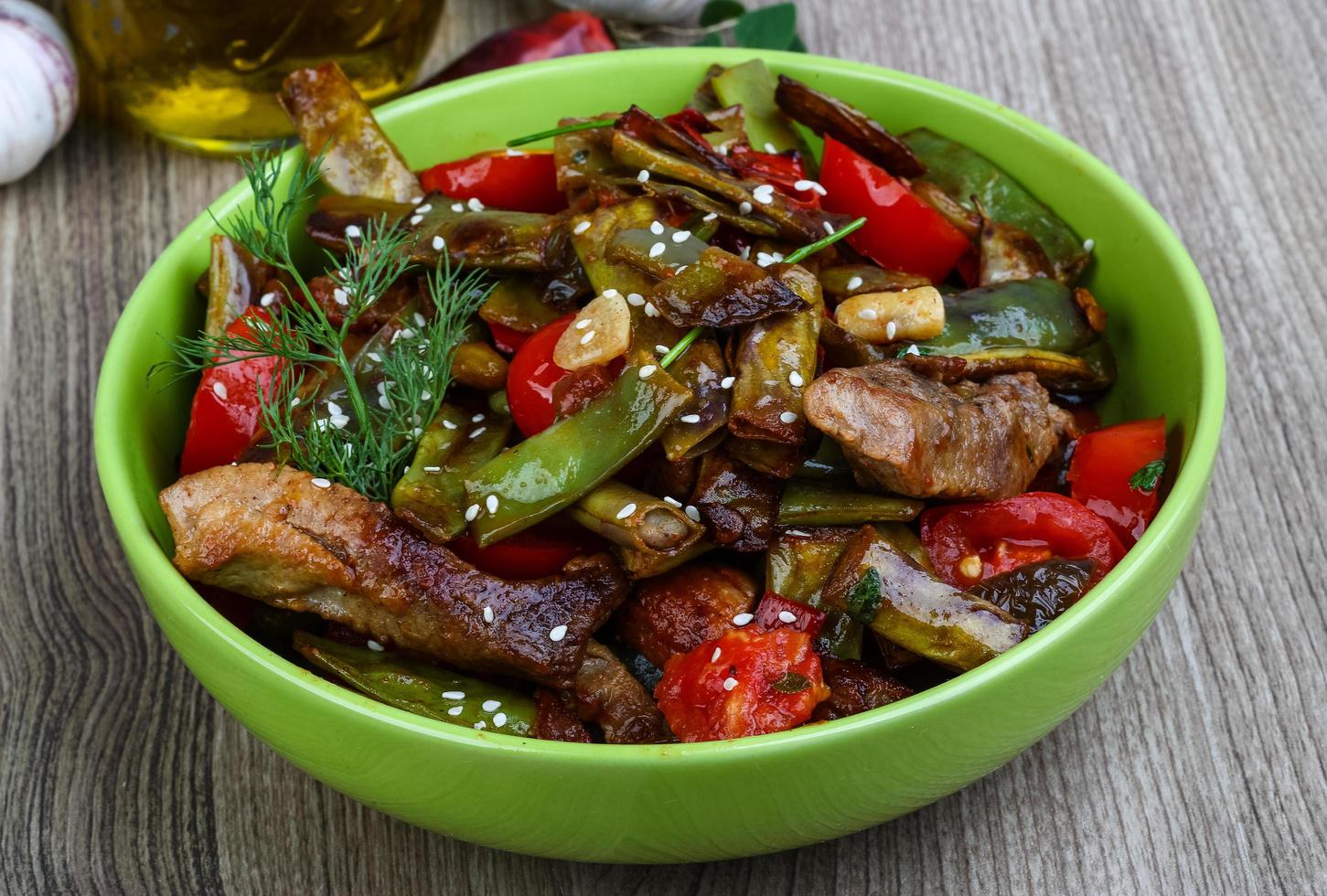 Stir fried pork with vegetables 12285029 Stock Photo at Vecteezy