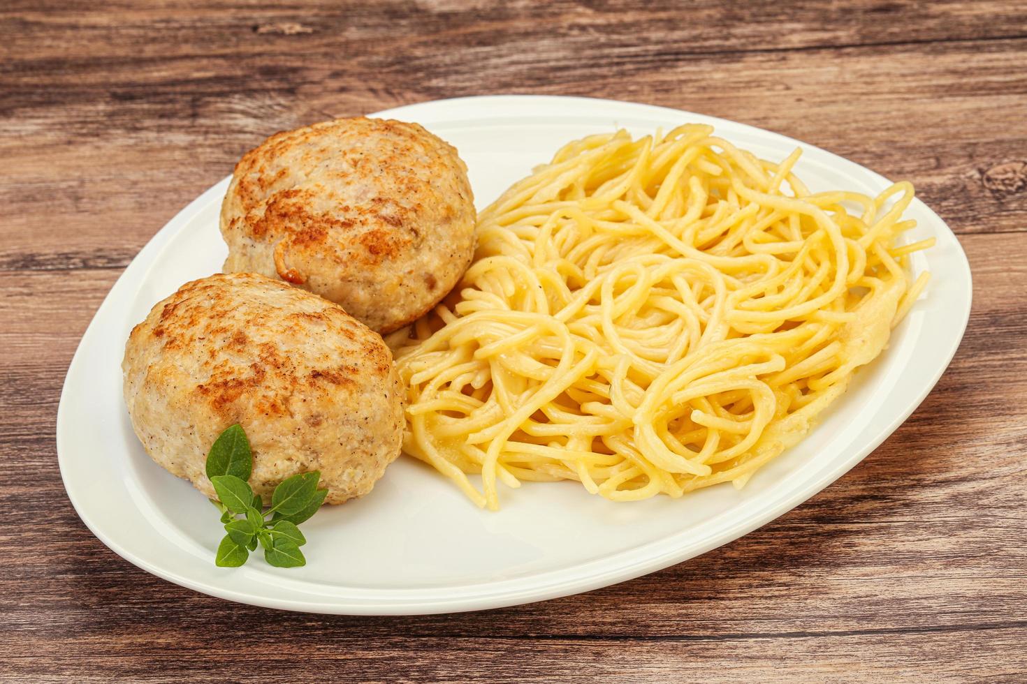 Spaghetti with homemade chicken cutlet 12285151 Stock Photo at Vecteezy