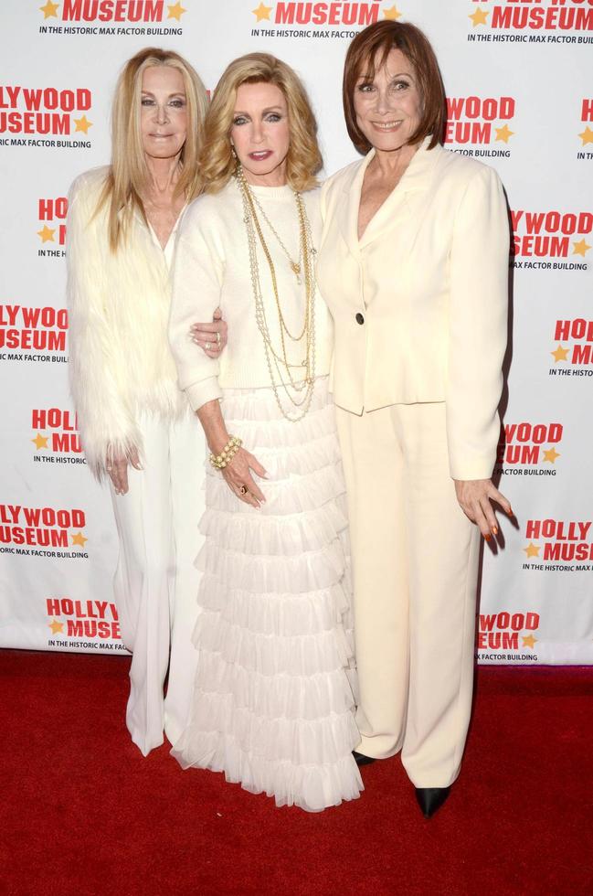 los angeles 18 de enero - joan van ark, donna mills, michele lee en el 40 aniversario de la exhibición de aterrizaje de nudos en el museo de hollywood el 18 de enero de 2020 en los angeles, ca foto