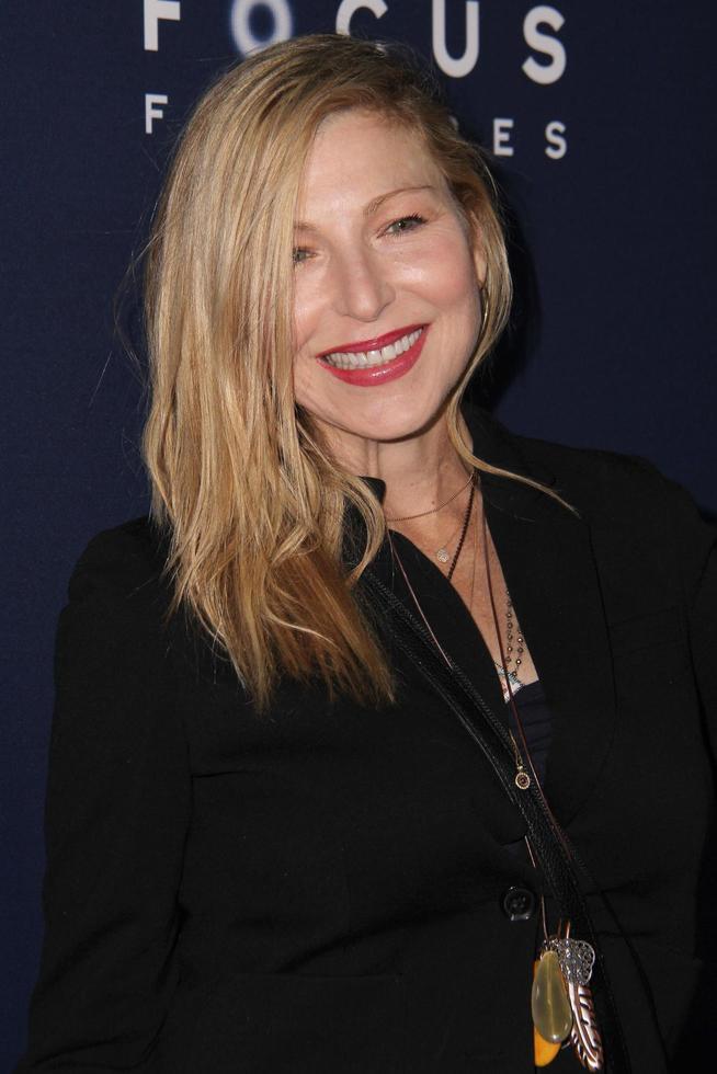 los angeles, 24 de octubre - tatum o neal en el estreno de la teoría del todo en el teatro ampas samuel goldwyn el 24 de octubre de 2014 en beverly hills, ca foto