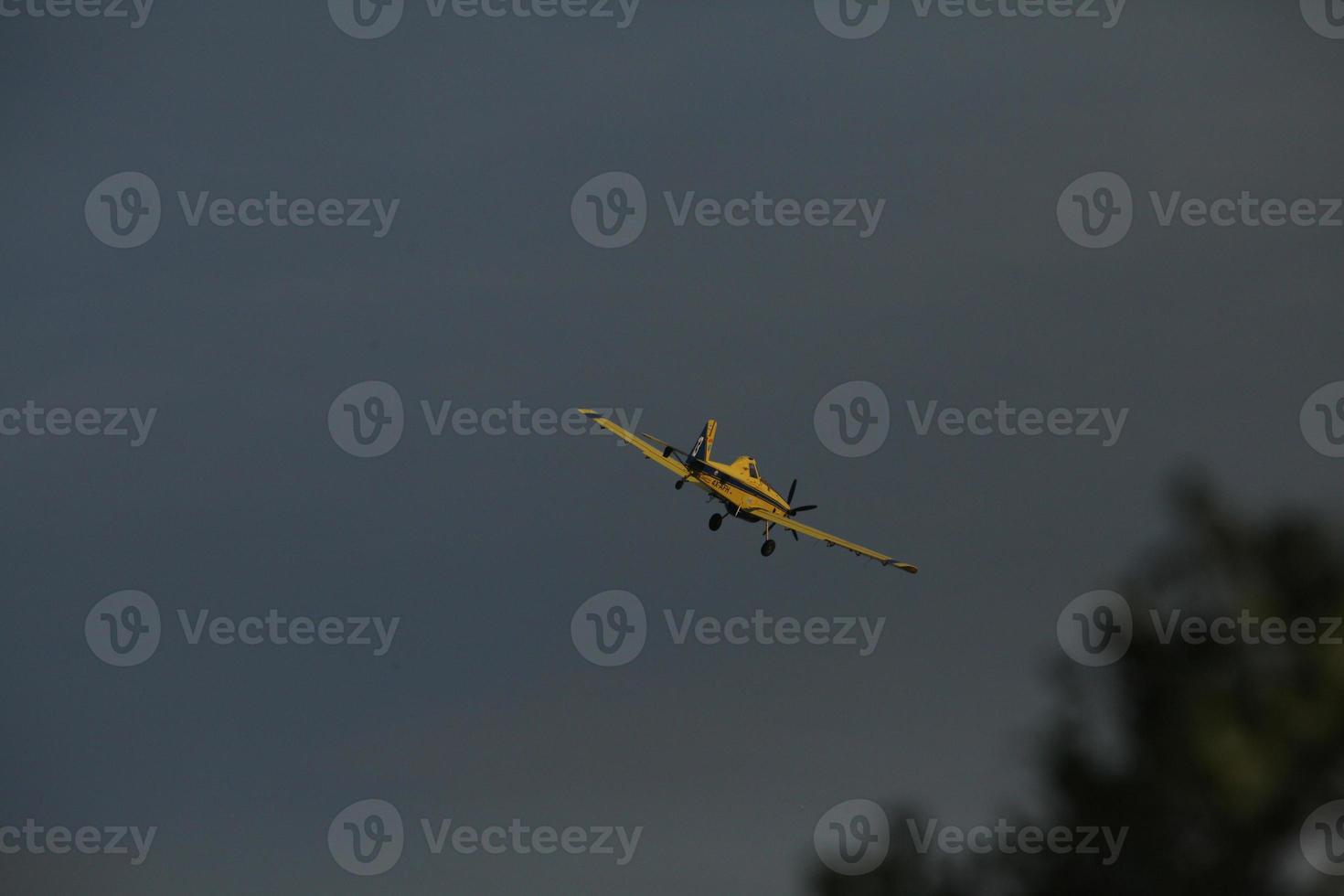 tractor de aire at-802 aviones de extinción de incendios foto