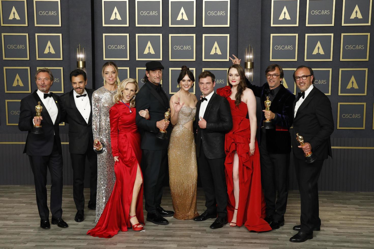 LOS ANGELES, MAR 27 - Coda Best Picture, Eugenio Derbez, Sian Heder, Marlee Matlin, Troy Kotsur, Emilia Jones, Daniel Durant, Amy Forsyth at the 94th Academy Awards at Dolby Theater on March 27, 2022 in Los Angeles, CA photo