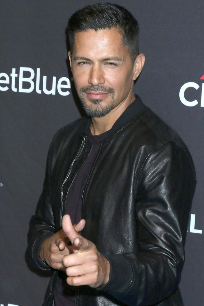 LOS ANGELES - MAR 23  Jay Hernandez at the PaleyFest -  Hawaii Five 0,   MacGyver,  and  Magnum P I   Event at the Dolby Theater on March 23, 2019 in Los Angeles, CA photo