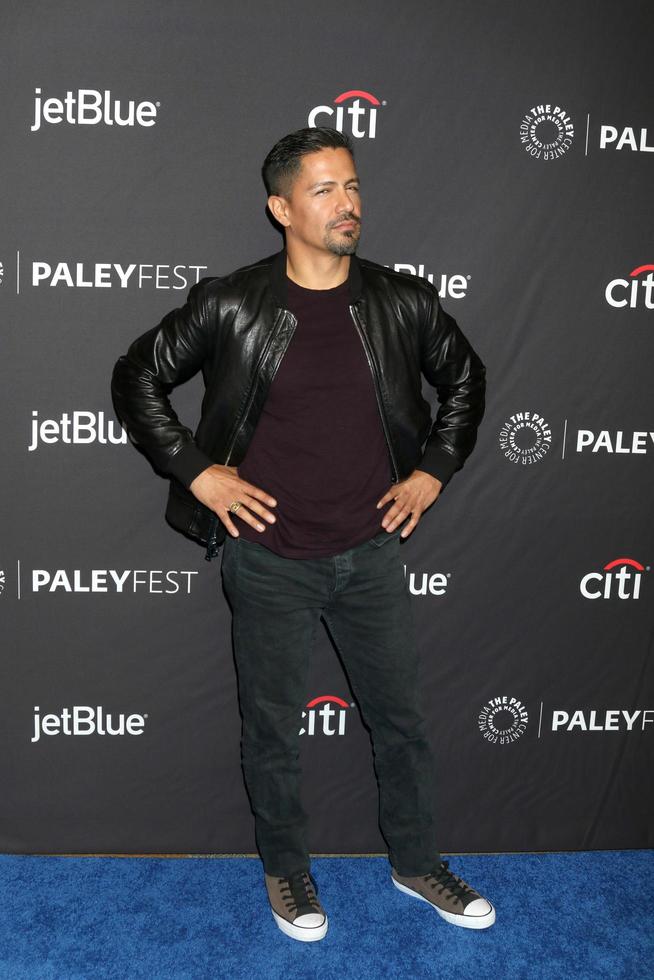 LOS ANGELES - MAR 23  Jay Hernandez at the PaleyFest -  Hawaii Five 0,   MacGyver,  and  Magnum P I   Event at the Dolby Theater on March 23, 2019 in Los Angeles, CA photo