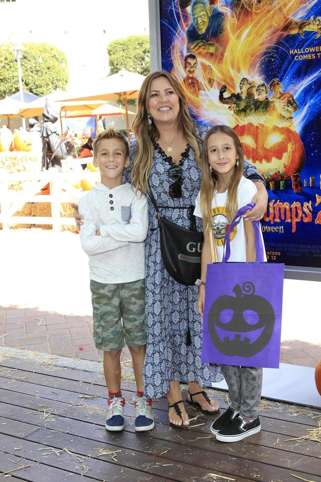 LOS ANGELES OCT 7 - Jillian Barberie at the Goosebumps 2 - Haunted Halloween Special Screening at the Sony Pictures Studios on October 7, 2018 in Culver City, CA photo