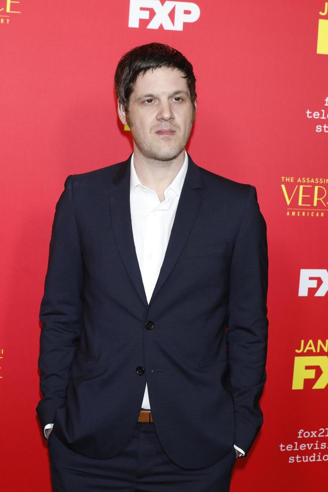 los angeles 8 de enero - michael esper en el asesinato de gianni versace - proyección de estreno de american crime story en el arclight theater el 8 de enero de 2018 en los angeles, ca foto