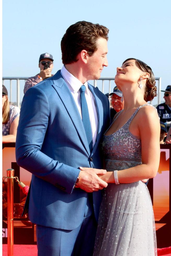 LOS ANGELES  MAY 4 - Miles Teller, Keleigh Sperry at the Top Gun - Maverick World Premiere at USS Midway on May 4, 2022 in San Diego, CA photo