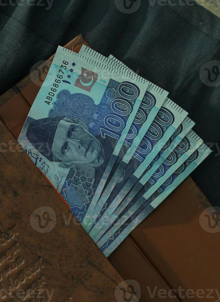 Money Of Pakistan Pakistani Rupee Bills PKR Banknotes 500 1000 5000 money-of-pakistan-pakistani-rupee-bills-pkr-banknotes-500-1000-5000