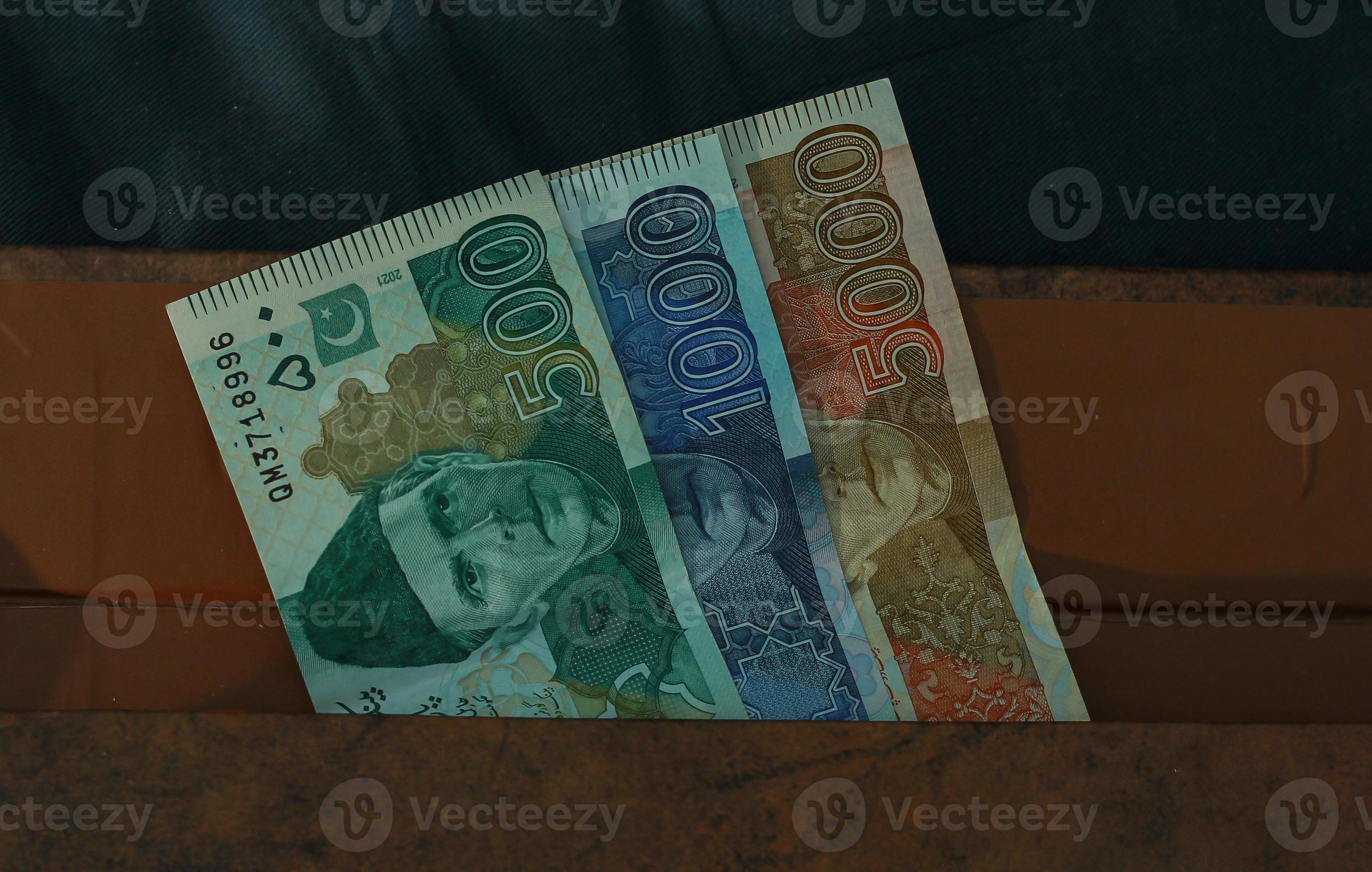 Money Of Pakistan Pakistani Rupee Bills PKR Banknotes 500 1000 5000 