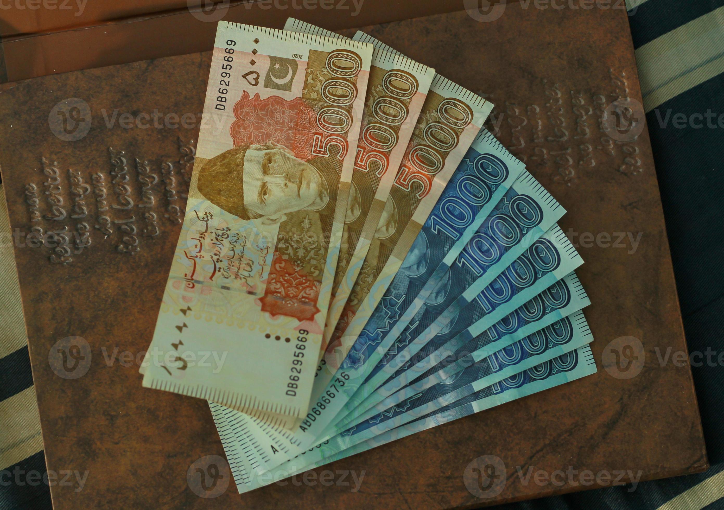Money Of Pakistan Pakistani Rupee Bills PKR Banknotes 500 1000 5000 