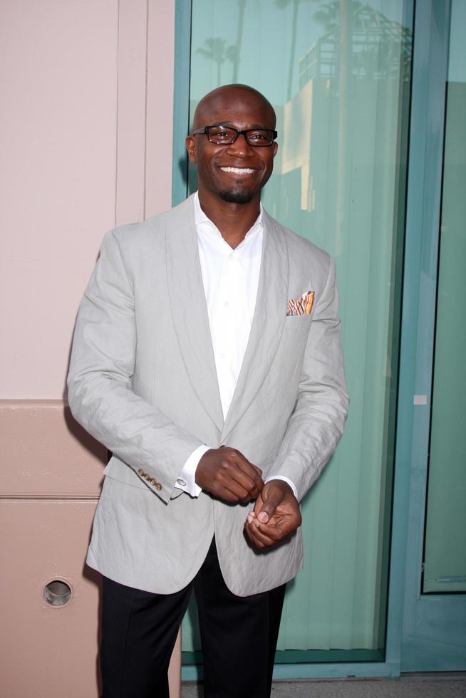 LOS ANGELES, APR 2 -  Taye Diggs arriving at the Welcome To ShondaLand -  An Evening With Shonda Rhimes and Friends at Leonard H. Goldenson Theatre on April 2, 2012 in North Hollywood, CA photo