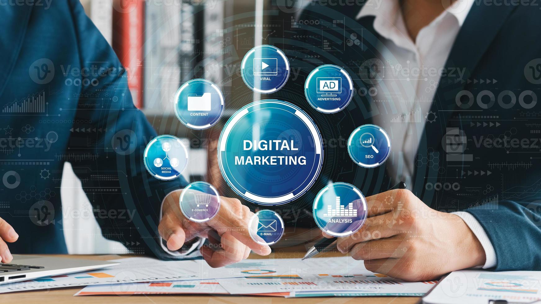 Digital marketing technology concepts in online media, online advertising to help increase sales and increase online sales channels to reach consumers from all over the world. photo