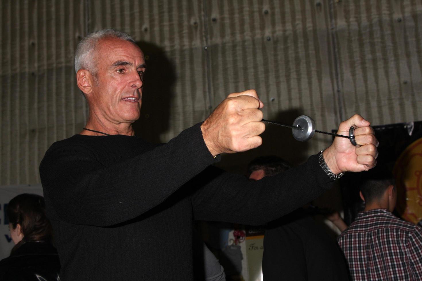 LOS ANGELES, NOV 20 -  Steve Wright at the Connected s Celebrity Gift Suite celebrating the 2010 American Music Awards at Ben Kitay Studios on November 20, 2010 in Los Angeles, CA photo