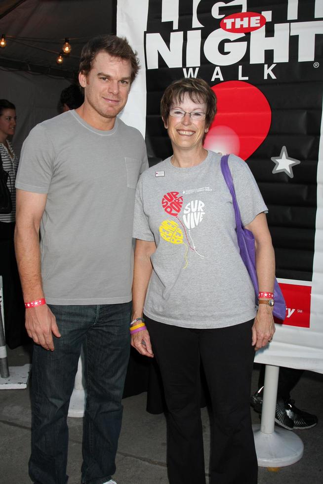 LOS ANGELES, OCT 1 -  VIPS arriving at the Light The Night Hollywood Walk 2011 at the Sunset Gower Studios on October 1, 2011 in Los Angeles, CA photo