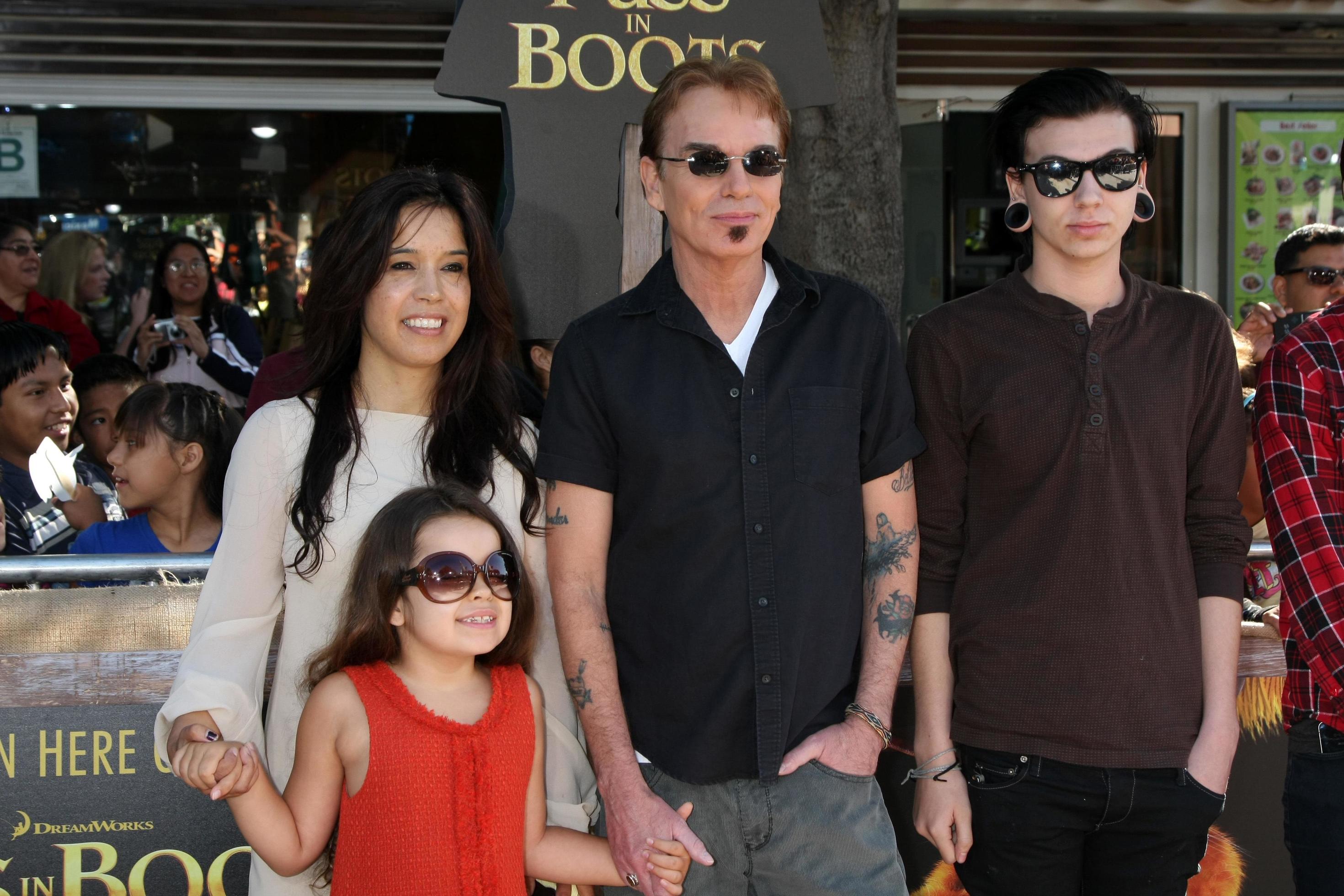 LOS ANGELES, OCT 23 Bella Thornton, Connie Angland, Billy Bob