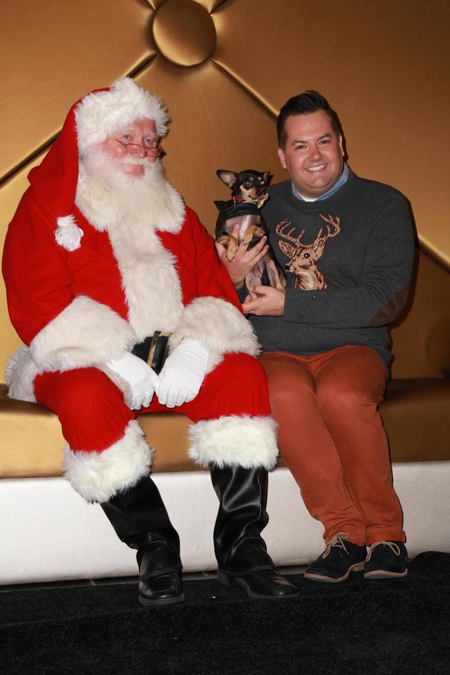 LOS ANGELES, NOV 13 - Ross Mathews at the Holiday Pet Portraits Kick-Off Event at the Beverly Center on November 13, 2014 in Beverly Hills, CA photo