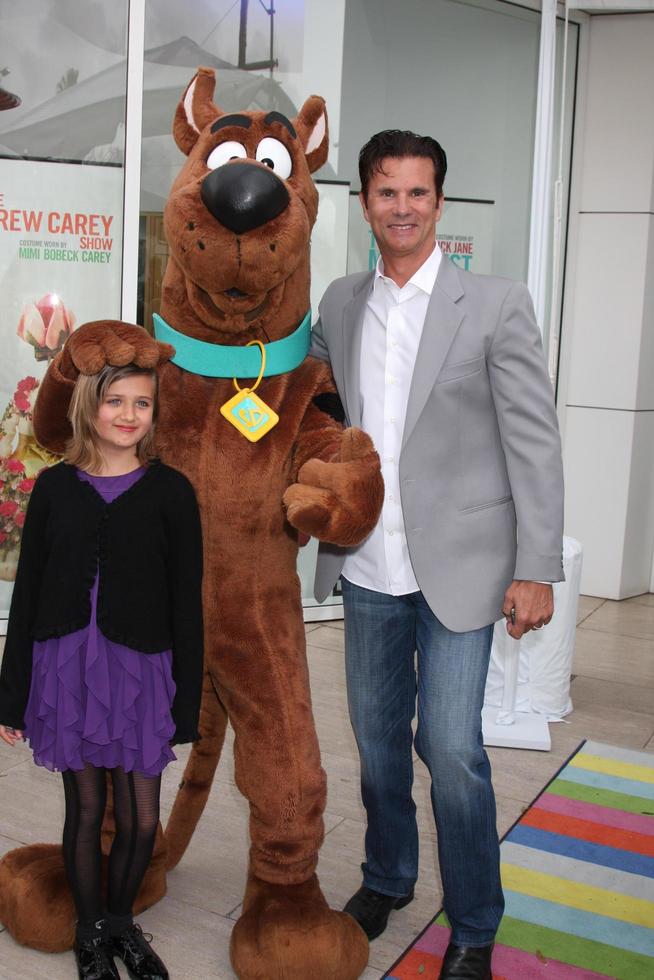 LOS ANGELES, APR 12 - Isabella Lamas, Scooby-Doo, Lorenzo Lamas arrives at Warner Brothers Television - Out of the Box Exhibit Launch at Paley Center for Media on April 12, 2012 in Beverly Hills, CA photo