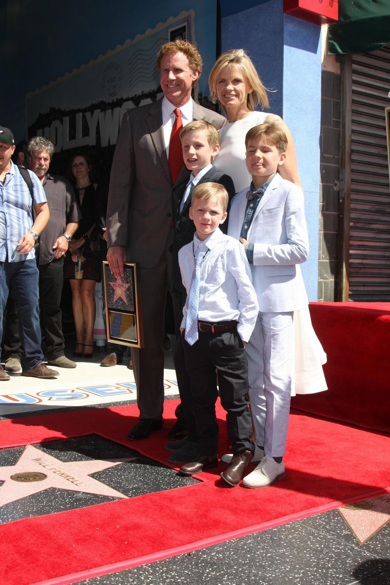 LOS ANGELES, MAR 24 Will Ferrell, Viveca Paulin, Mattias Paulin