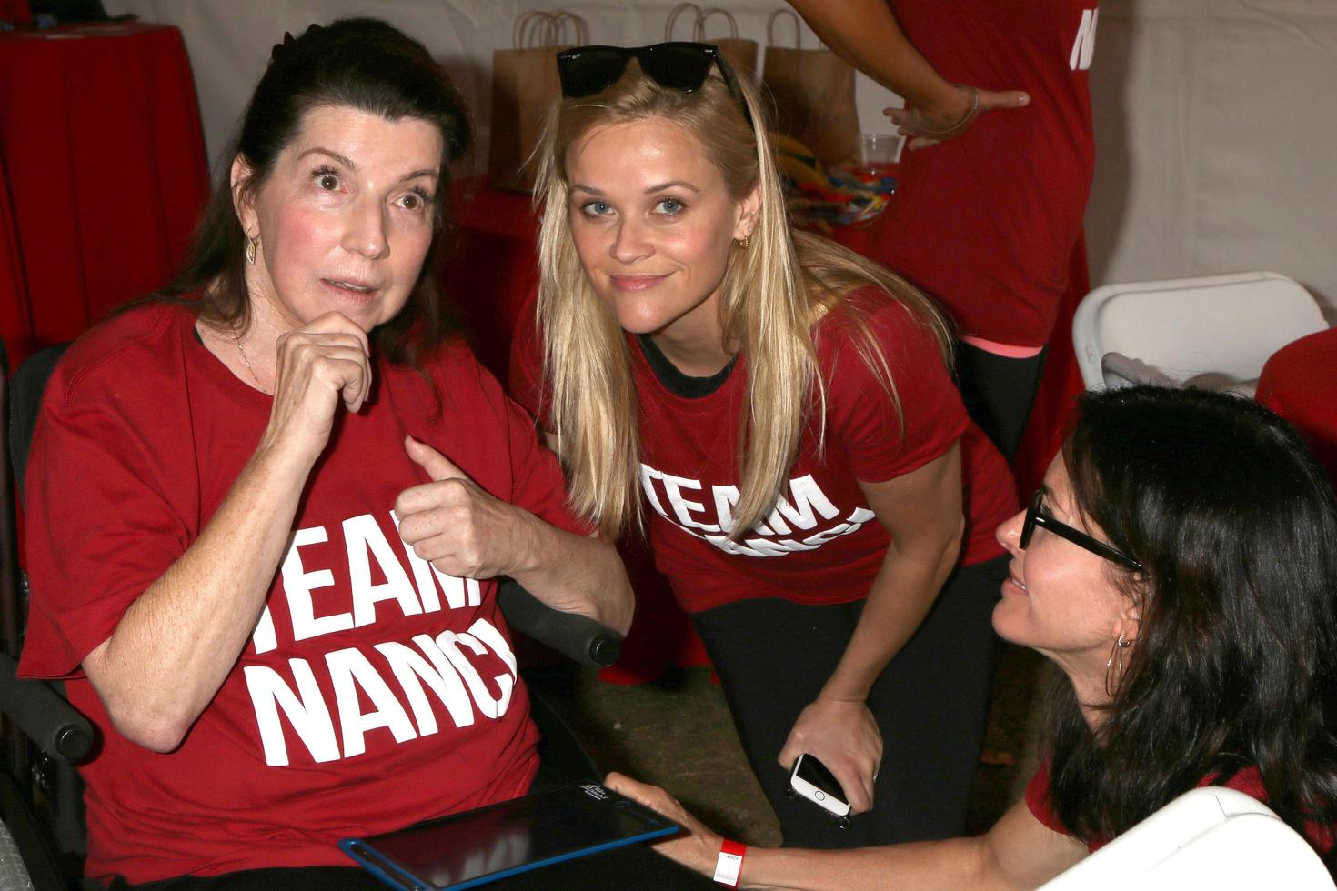 LOS ANGELES, OCT 16 - Nanci Ryder, Reese Witherspoon, Courteney Cox at the ALS Association Golden West Chapter Los Angeles County Walk To Defeat ALS at the Exposition Park on October 16, 2016 in Los Angeles, CA photo