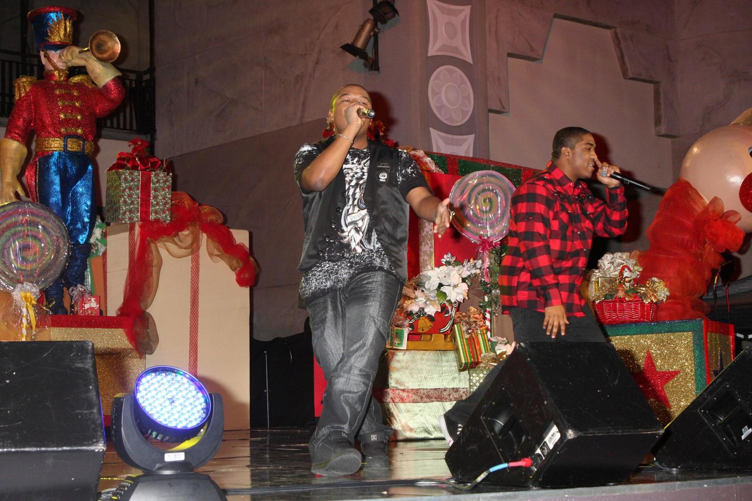 LOS ANGELES, NOV 20 -  Chrisopher Massey  Red Shirt , Kyle Massey  Black shirt  at the Hollywood  and Highland Tree Lighting Concert 2010  at Hollywood  and Highland Center Cour on November 20, 2010 in Los Angeles, CA photo