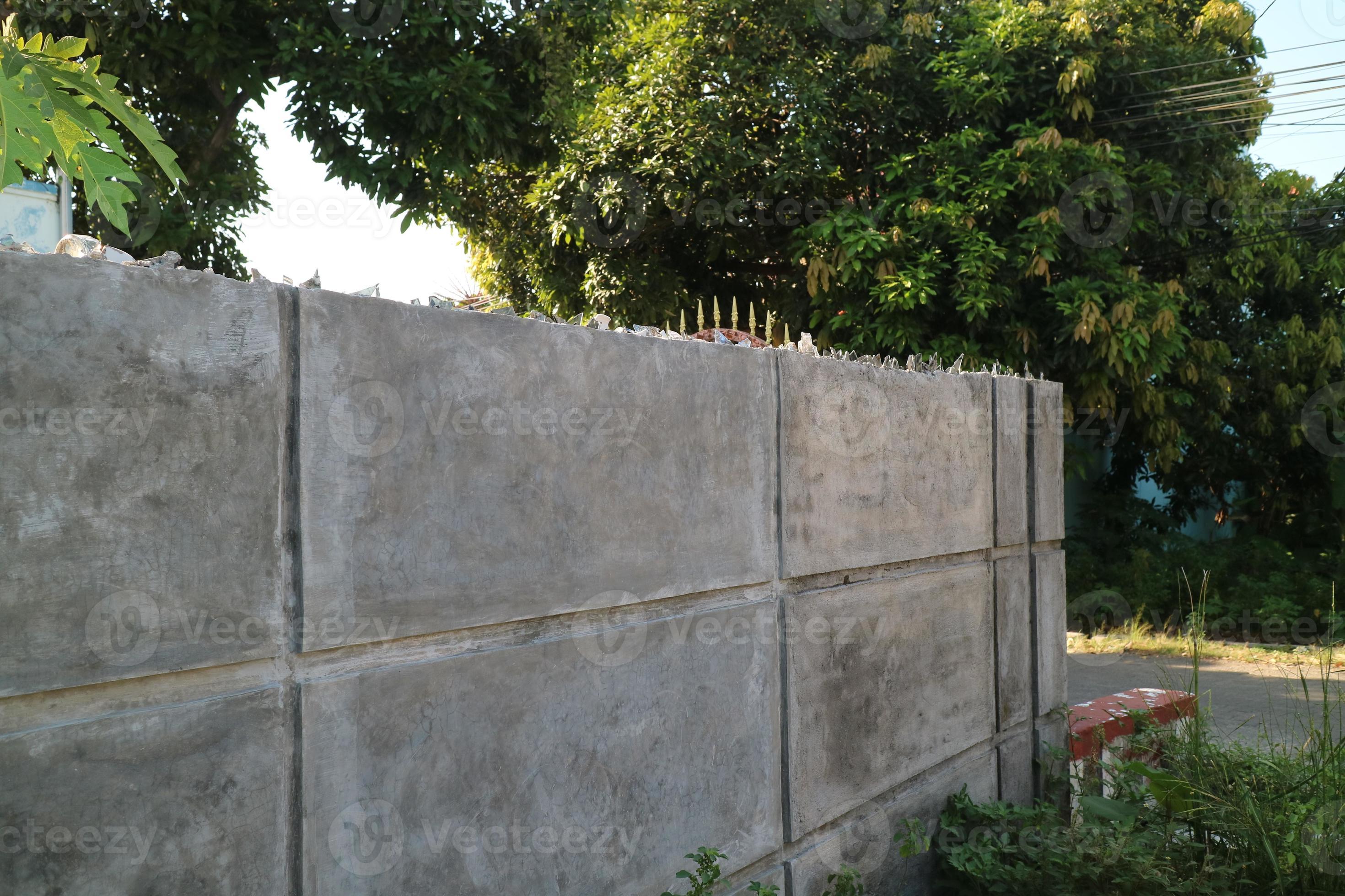 solid wall made of concrete 12383127 Stock Photo at Vecteezy