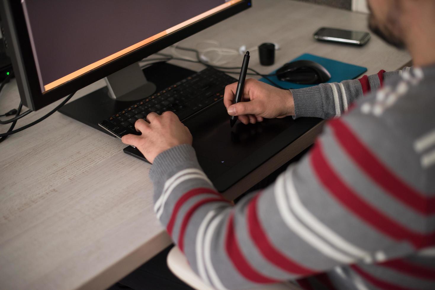 graphic designer at work photo