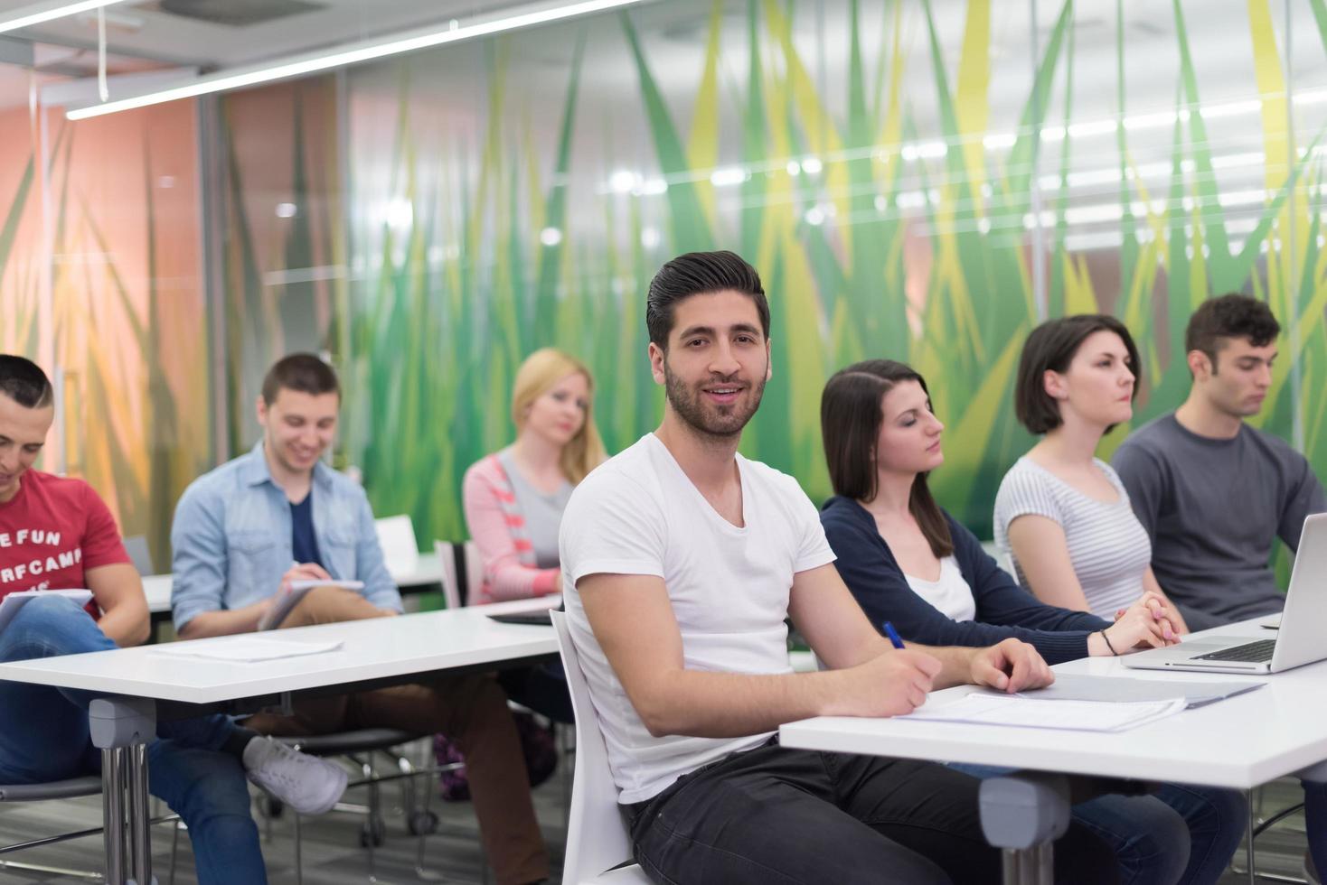 students group study photo