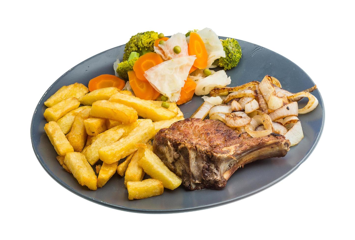 chuletón en el plato y fondo blanco foto