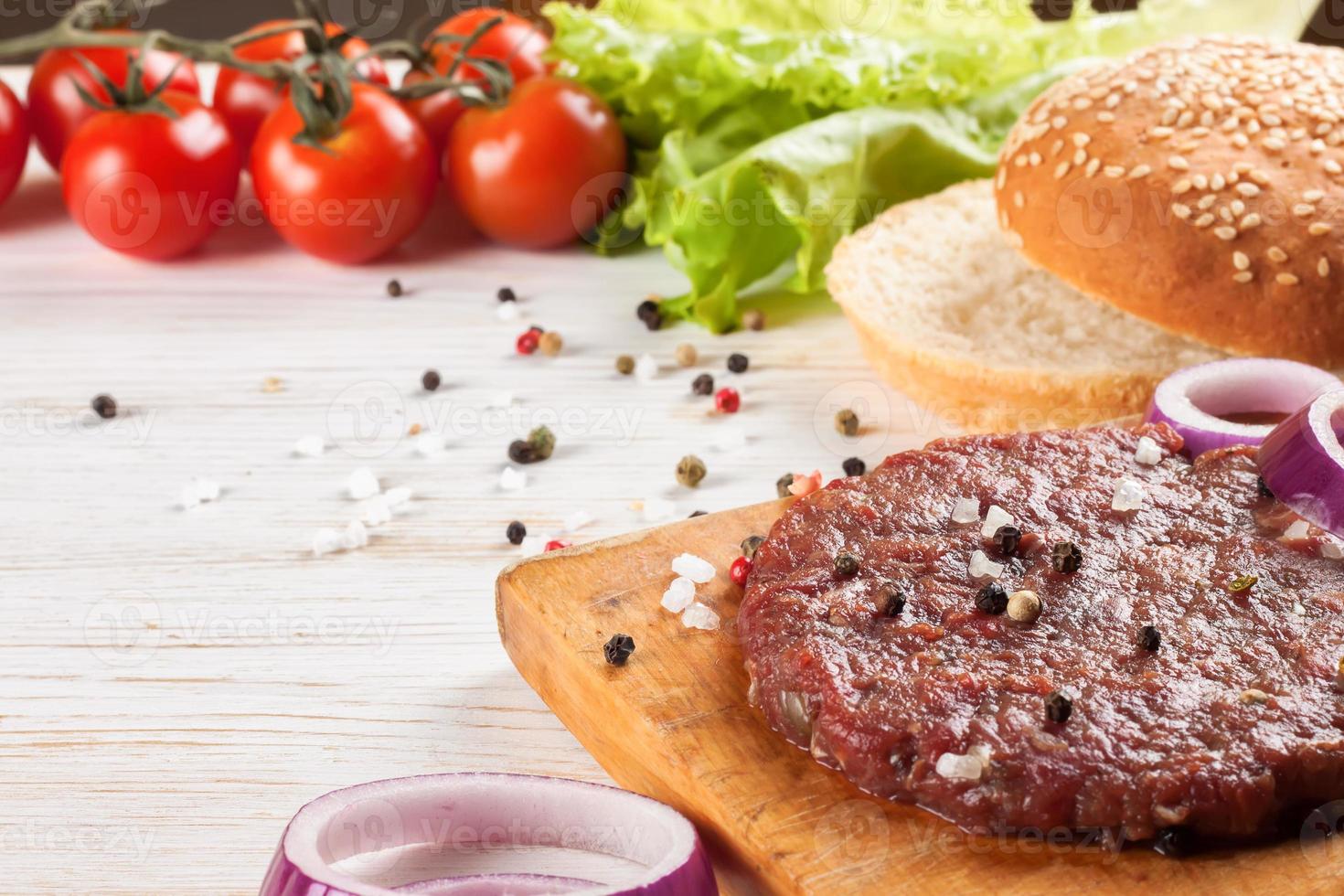 The ingredients for the burger photo