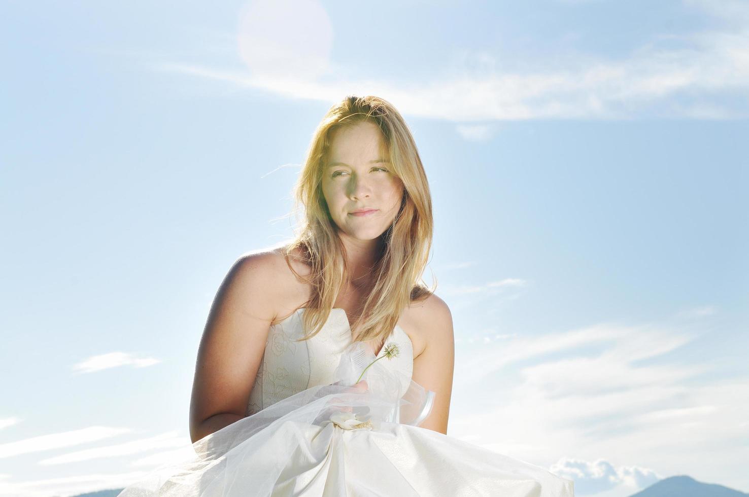 beautiful bride outdoor photo